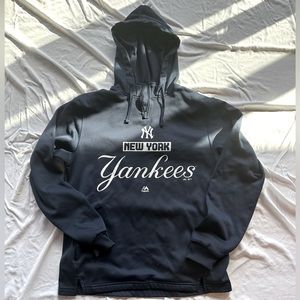 New York Yankees - Small Zip - Men’s Medium - Navy blue.